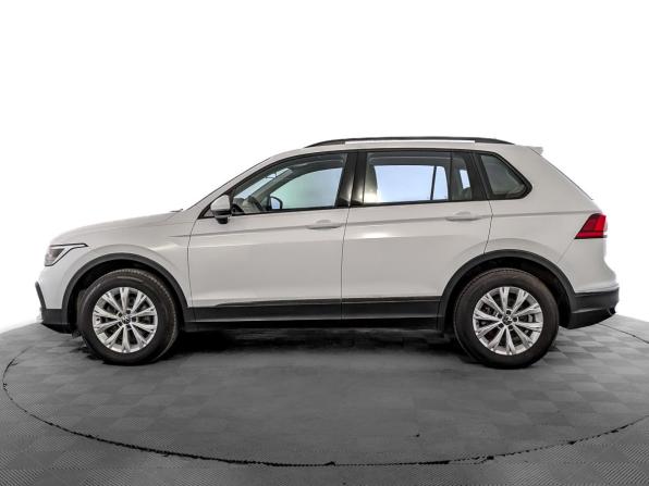 Volkswagen Tiguan II Рестайлинг с пробегом 2021 года, цена 2 585 000 рублей, 59202 км, внедорожник, Автокод Объявления
