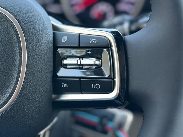 Kia Carnival IV с пробегом 2021 года, цена 3 330 000 рублей, 70659 км, минивэн, Автокод Объявления