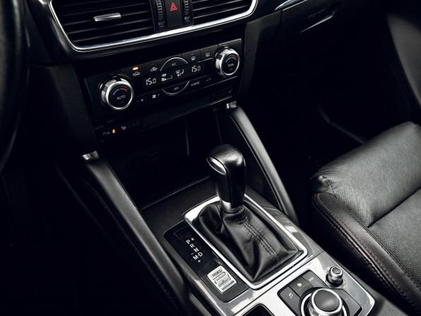 Mazda CX-5 I Рестайлинг с пробегом 2015 года, цена 2 399 000 рублей, 89000 км, внедорожник, Автокод Объявления