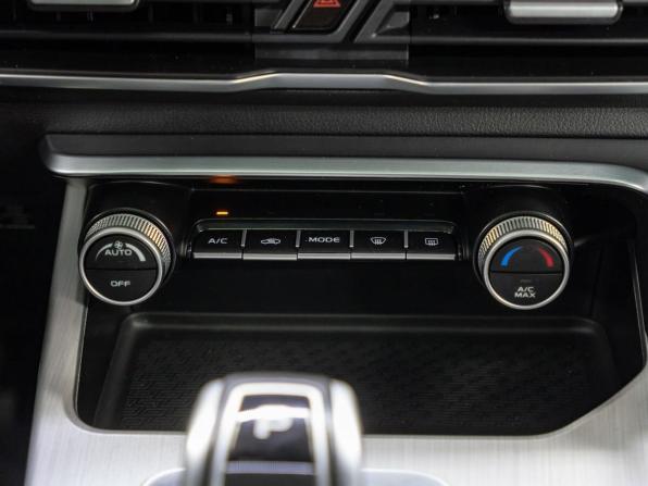 Geely Coolray I с пробегом 2022 года, цена 1 570 000 рублей, 121729 км, внедорожник, Автокод Объявления