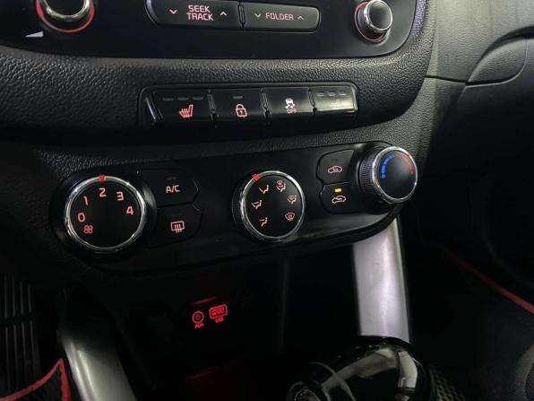 Kia Ceed II Рестайлинг с пробегом 2016 года, цена 1 181 250 рублей, 248274 км, хэтчбек, Автокод Объявления