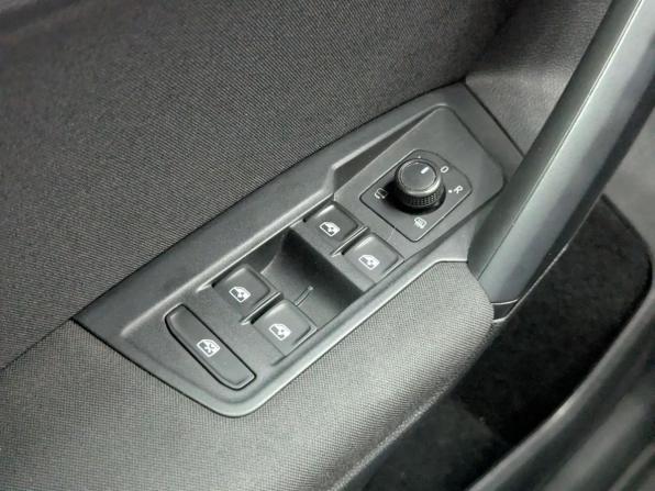 Volkswagen Tiguan II Рестайлинг с пробегом 2021 года, цена 2 849 000 рублей, 38500 км, внедорожник, Автокод Объявления
