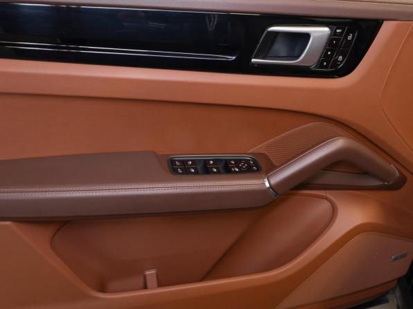 Porsche Cayenne III с пробегом 2019 года, цена 6 800 000 рублей, 92982 км, внедорожник, Автокод Объявления
