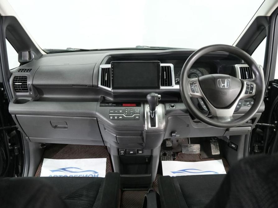 Honda Stepwgn IV Рестайлинг Новосибирск  - изображение 11