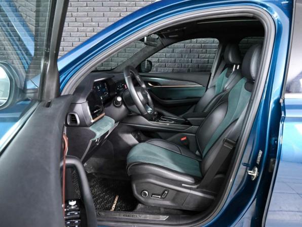 Geely Monjaro I с пробегом 2023 года, цена 3 250 000 рублей, 61224 км, внедорожник, Автокод Объявления