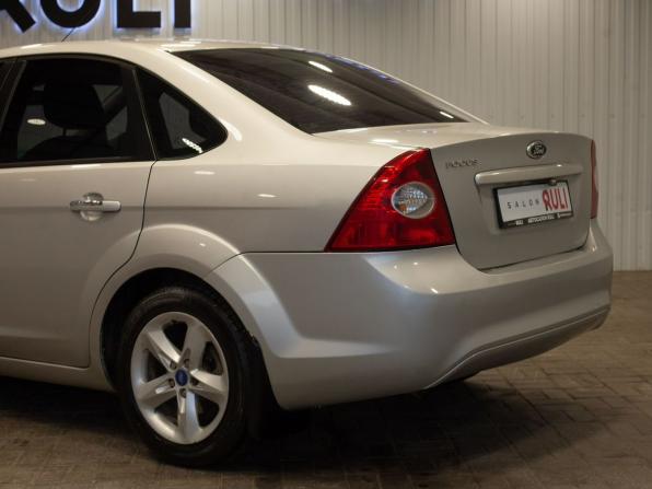Ford Focus II Рестайлинг с пробегом 2010 года, цена 640 000 рублей, 165375 км, седан, Автокод Объявления