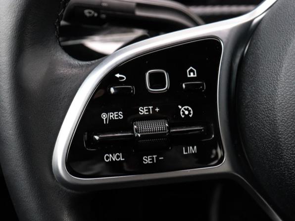 Mercedes-Benz A-Класс IV (W177) с пробегом 2020 года, цена 2 850 000 рублей, 25426 км, седан, Автокод Объявления