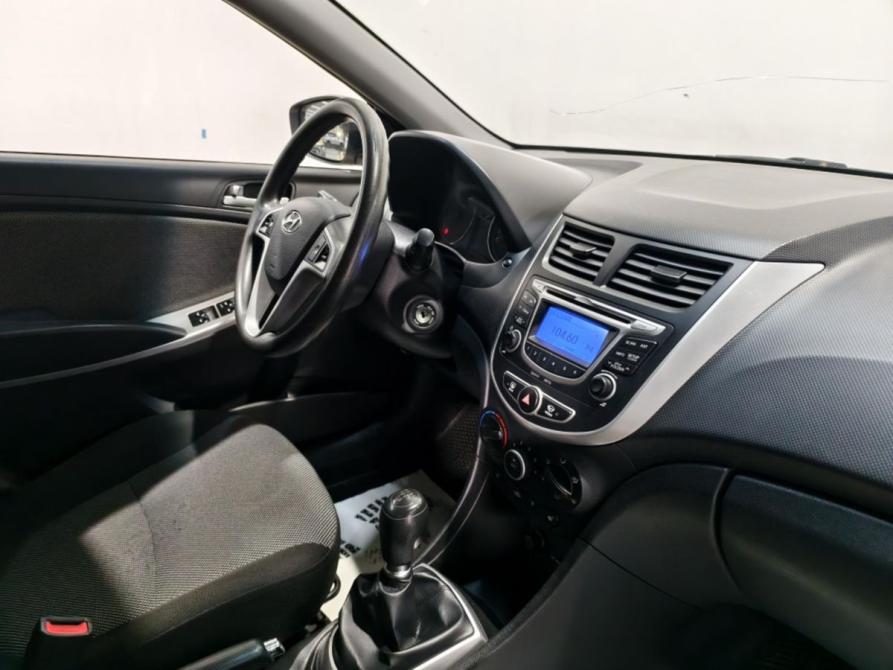 Hyundai Solaris I Курск  - изображение 6