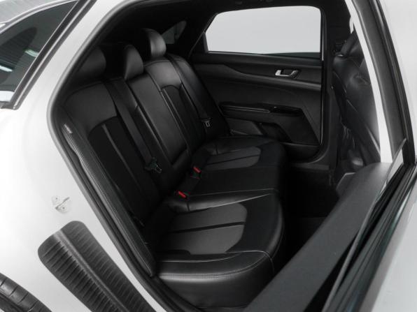 Kia K5 II с пробегом 2020 года, цена 2 560 000 рублей, 105657 км, седан, Автокод Объявления