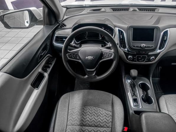 Chevrolet Equinox III Рестайлинг с пробегом 2022 года, цена 2 749 900 рублей, 113830 км, внедорожник, Автокод Объявления
