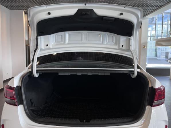 Kia Rio IV Рестайлинг с пробегом 2022 года, цена 1 669 000 рублей, 92507 км, седан, Автокод Объявления