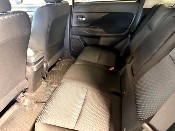 Mitsubishi Outlander III Рестайлинг 2 с пробегом 2017 года, цена 1 971 509 рублей, 132187 км, внедорожник, Автокод Объявления