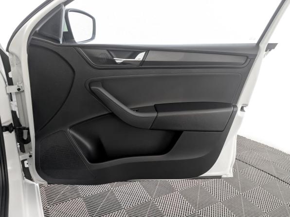 Skoda Rapid II с пробегом 2021 года, цена 1 225 000 рублей, 216592 км, лифтбек, Автокод Объявления