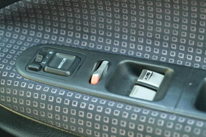 Honda HR-V I Рестайлинг с пробегом 2001 года, цена 469 000 рублей, 317000 км, внедорожник, Автокод Объявления