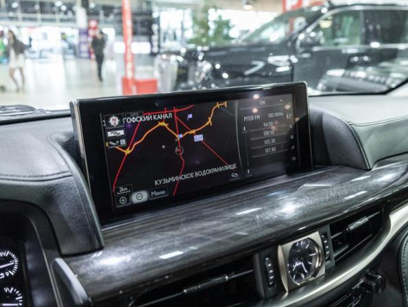 Lexus LX III Рестайлинг 2 с пробегом 2015 года, цена 5 199 000 рублей, 294411 км, внедорожник, Автокод Объявления