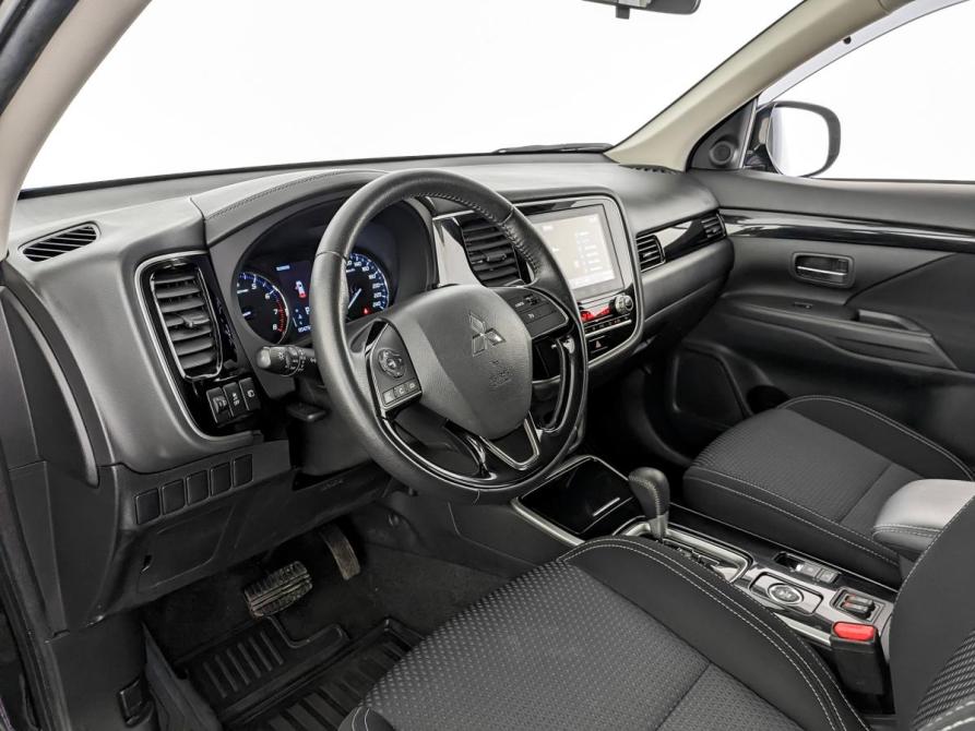 Mitsubishi Outlander III Рестайлинг 3 Санкт-Петербург  - изображение 18