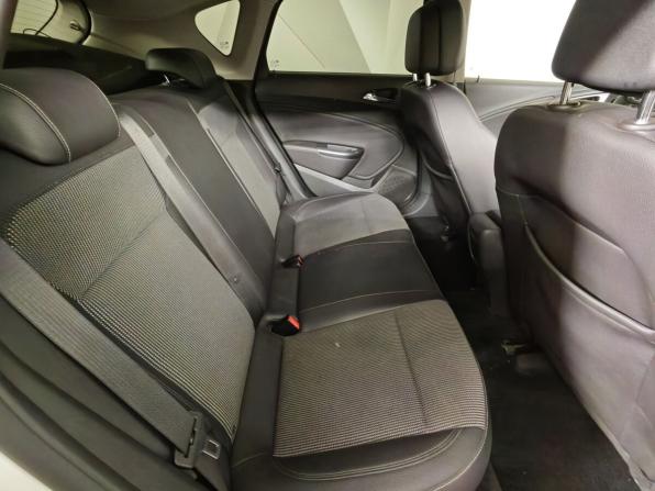 Opel Astra J с пробегом 2011 года, цена 585 000 рублей, 135459 км, хэтчбек, Автокод Объявления