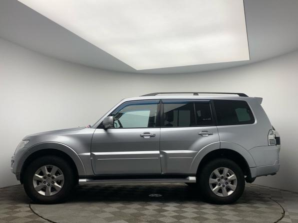 Mitsubishi Pajero IV Рестайлинг 2 с пробегом 2015 года, цена 2 319 000 рублей, 197859 км, внедорожник, Автокод Объявления