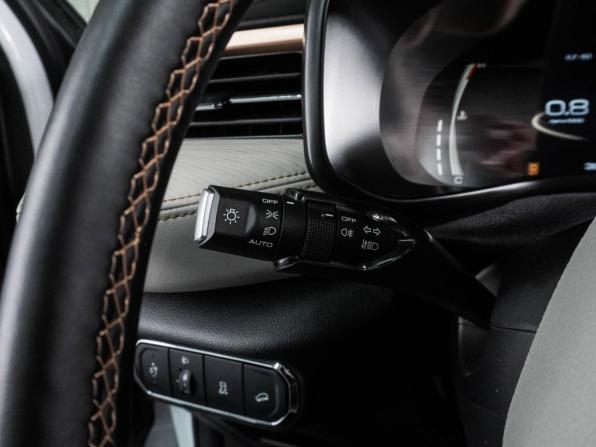 Haval Jolion I Рестайлинг с пробегом 2024 года, цена 2 495 000 рублей, 39101 км, внедорожник, Автокод Объявления