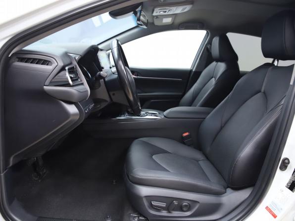 Toyota Camry VIII (XV70) Рестайлинг с пробегом 2021 года, цена 3 250 000 рублей, 155267 км, седан, Автокод Объявления