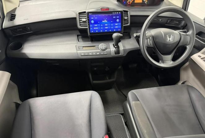 Honda Freed I с пробегом 2009 года, цена 1 030 000 рублей, 159067 км, компактвэн, Автокод Объявления