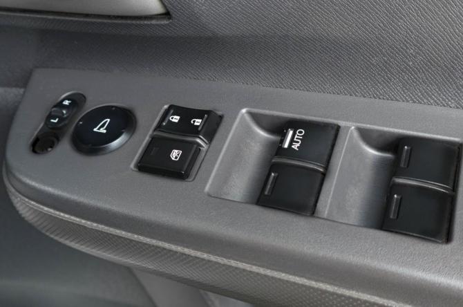 Honda Stepwgn IV Рестайлинг с пробегом 2012 года, цена 1 649 000 рублей, 167717 км, минивэн, Автокод Объявления