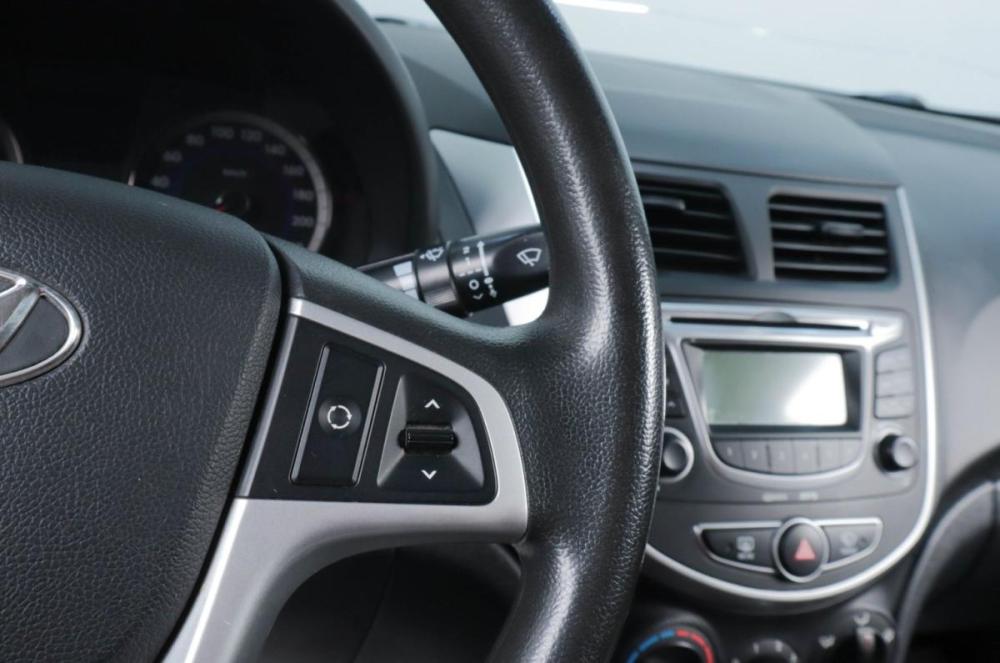 Hyundai Solaris I Челябинск  - изображение 12