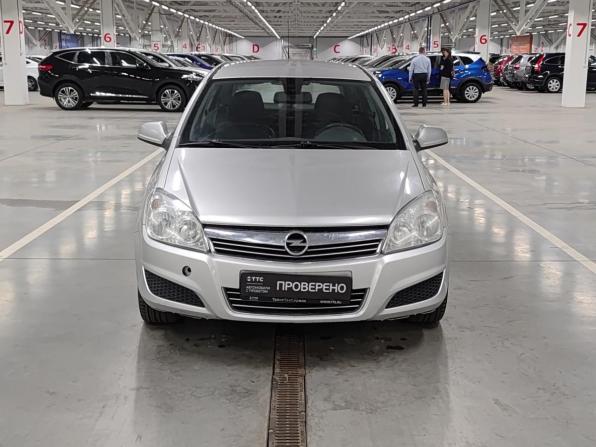 Opel Astra H Рестайлинг с пробегом 2013 года, цена 460 000 рублей, 229448 км, универсал, Автокод Объявления