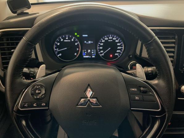 Mitsubishi Outlander III Рестайлинг 3 с пробегом 2021 года, цена 2 679 000 рублей, 56887 км, внедорожник, Автокод Объявления