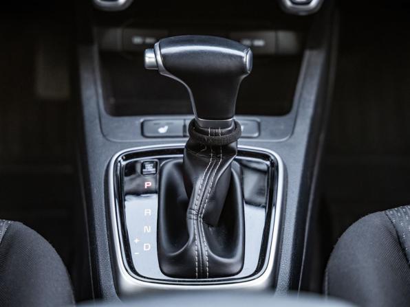 Kia Rio IV Рестайлинг с пробегом 2022 года, цена 1 733 000 рублей, 58041 км, седан, Автокод Объявления