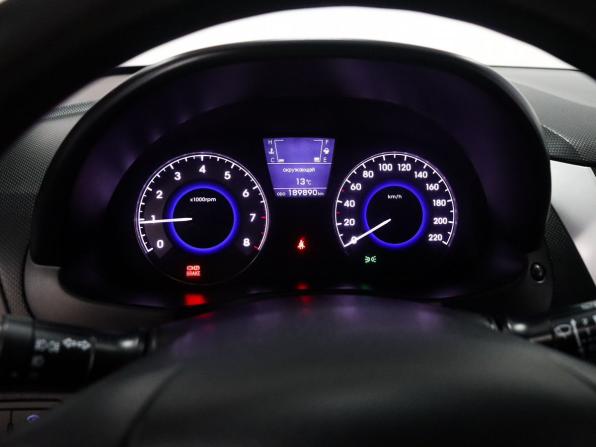 Hyundai Solaris I с пробегом 2014 года, цена 795 000 рублей, 189900 км, хэтчбек, Автокод Объявления