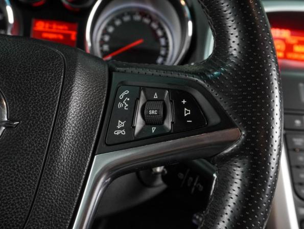 Opel Astra J Рестайлинг с пробегом 2013 года, цена 749 000 рублей, 110969 км, хэтчбек, Автокод Объявления
