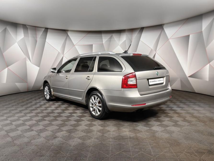 Skoda Octavia II (A5) Рестайлинг Москва  - изображение 4