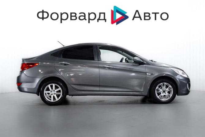 Hyundai Solaris I с пробегом 2014 года, цена 949 000 рублей, 213617 км, седан, Автокод Объявления