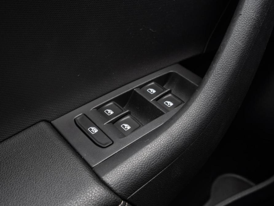 Skoda Rapid I Рестайлинг Краснодар  - изображение 22