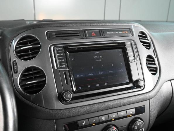 Volkswagen Tiguan I Рестайлинг с пробегом 2016 года, цена 1 689 000 рублей, 134220 км, внедорожник, Автокод Объявления