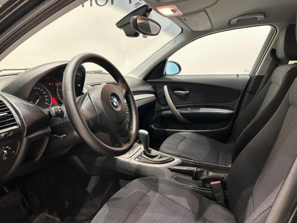 BMW 1 серии I (E81/E82/E87/E88) Рестайлинг с пробегом 2009 года, цена 609 000 рублей, 294825 км, хэтчбек, Автокод Объявления