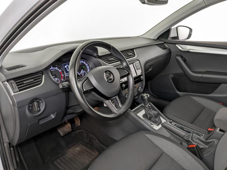 Skoda Octavia III (A7) Рестайлинг Москва  - изображение 16