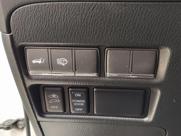 Nissan Patrol VI (Y62) Рестайлинг с пробегом 2014 года, цена 2 449 000 рублей, 311424 км, внедорожник, Автокод Объявления