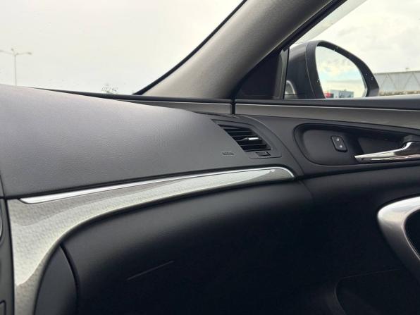 Opel Insignia I Рестайлинг с пробегом 2014 года, цена 1 395 000 рублей, 64000 км, седан, Автокод Объявления