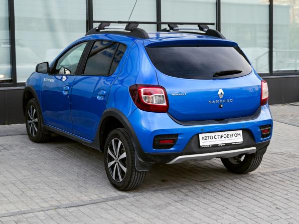Renault Sandero II с пробегом 2017 года, цена 1 054 000 рублей, 101000 км, хэтчбек, Автокод Объявления