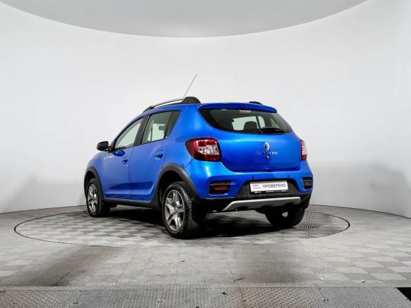 Renault Sandero II Рестайлинг с пробегом 2019 года, цена 1 069 000 рублей, 85000 км, хэтчбек, Автокод Объявления