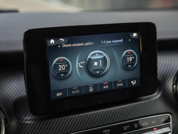 Mercedes-Benz V-Класс III (W447) Рестайлинг с пробегом 2021 года, цена 5 336 100 рублей, 139987 км, минивэн, Автокод Объявления