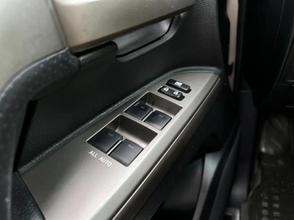 Toyota Land Cruiser 200 Series с пробегом 2011 года, цена 3 600 000 рублей, 162100 км, внедорожник, Автокод Объявления