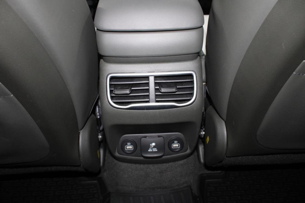 Hyundai Santa Fe IV Рестайлинг Владивосток  - изображение 18