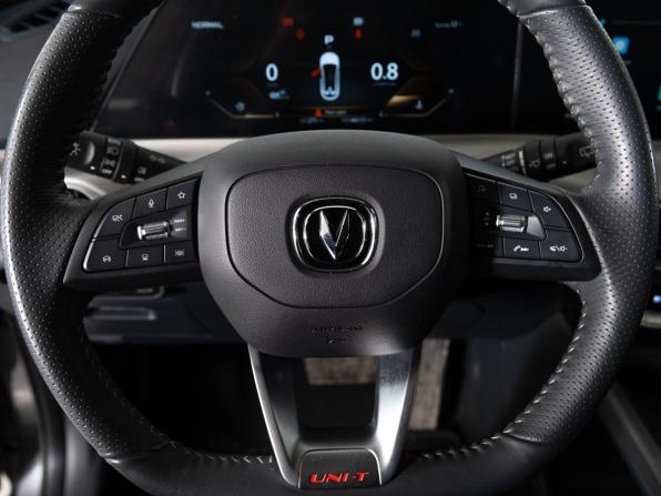 Changan UNI-T I с пробегом 2023 года, цена 2 288 000 рублей, 44000 км, внедорожник, Автокод Объявления