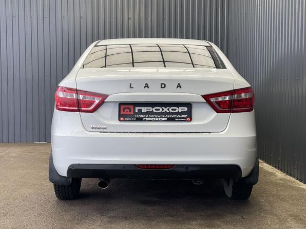 Lada (ВАЗ) Vesta I с пробегом 2021 года, цена 917 000 рублей, 47806 км, седан, Автокод Объявления