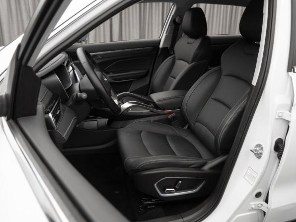 Geely Atlas Pro с пробегом 2022 года, цена 2 180 000 рублей, 36209 км, внедорожник, Автокод Объявления