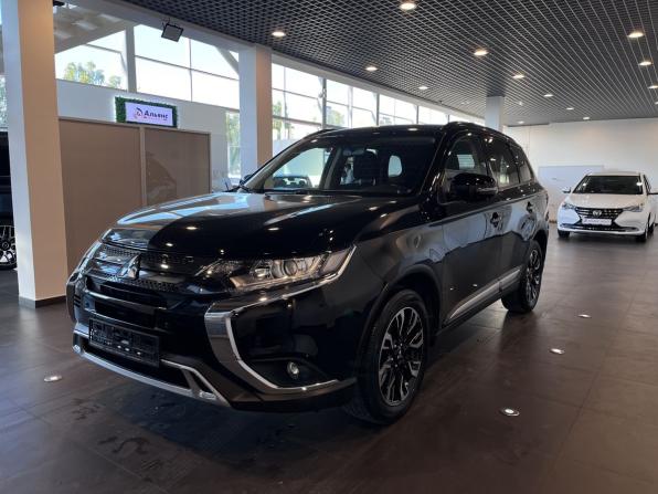 Mitsubishi Outlander III Рестайлинг 3 с пробегом 2021 года, цена 2 840 000 рублей, 54774 км, внедорожник, Автокод Объявления