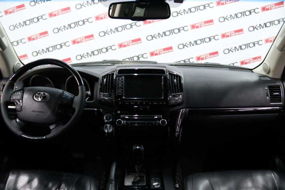 Toyota Land Cruiser 200 Series Рестайлинг 1 Сургут  - изображение 8
